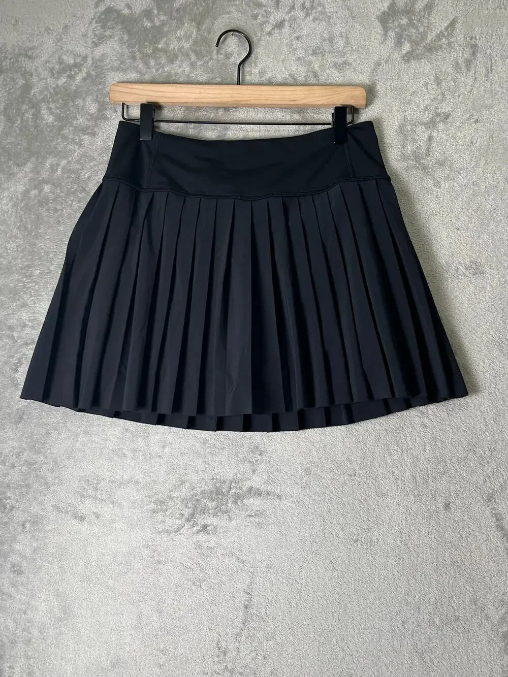 Athleta Elevate Jupe Pleated Tennis Black Tenniscore Golf Skort Small Pickleball